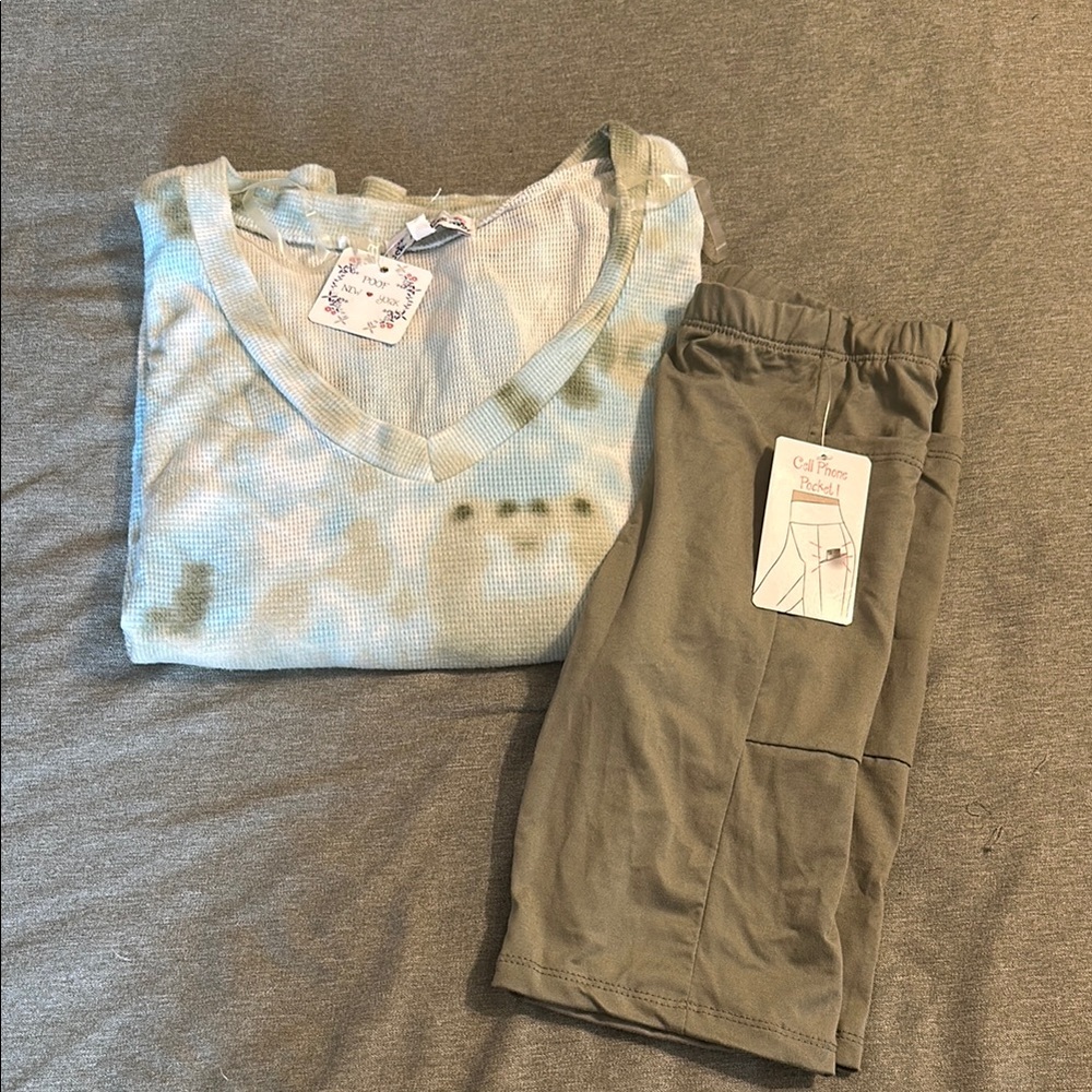 NWT!! Biker Shorts Tie-Dye Shirt Set